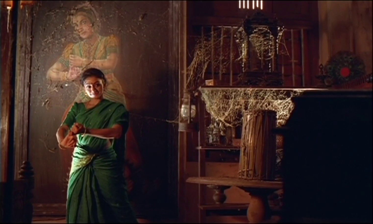 Manichitrathazhu — still 6
